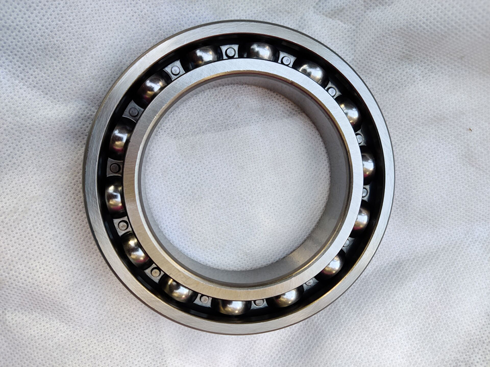 "Rotating Guardian" in the car: the technological power of deep groove ball bearings