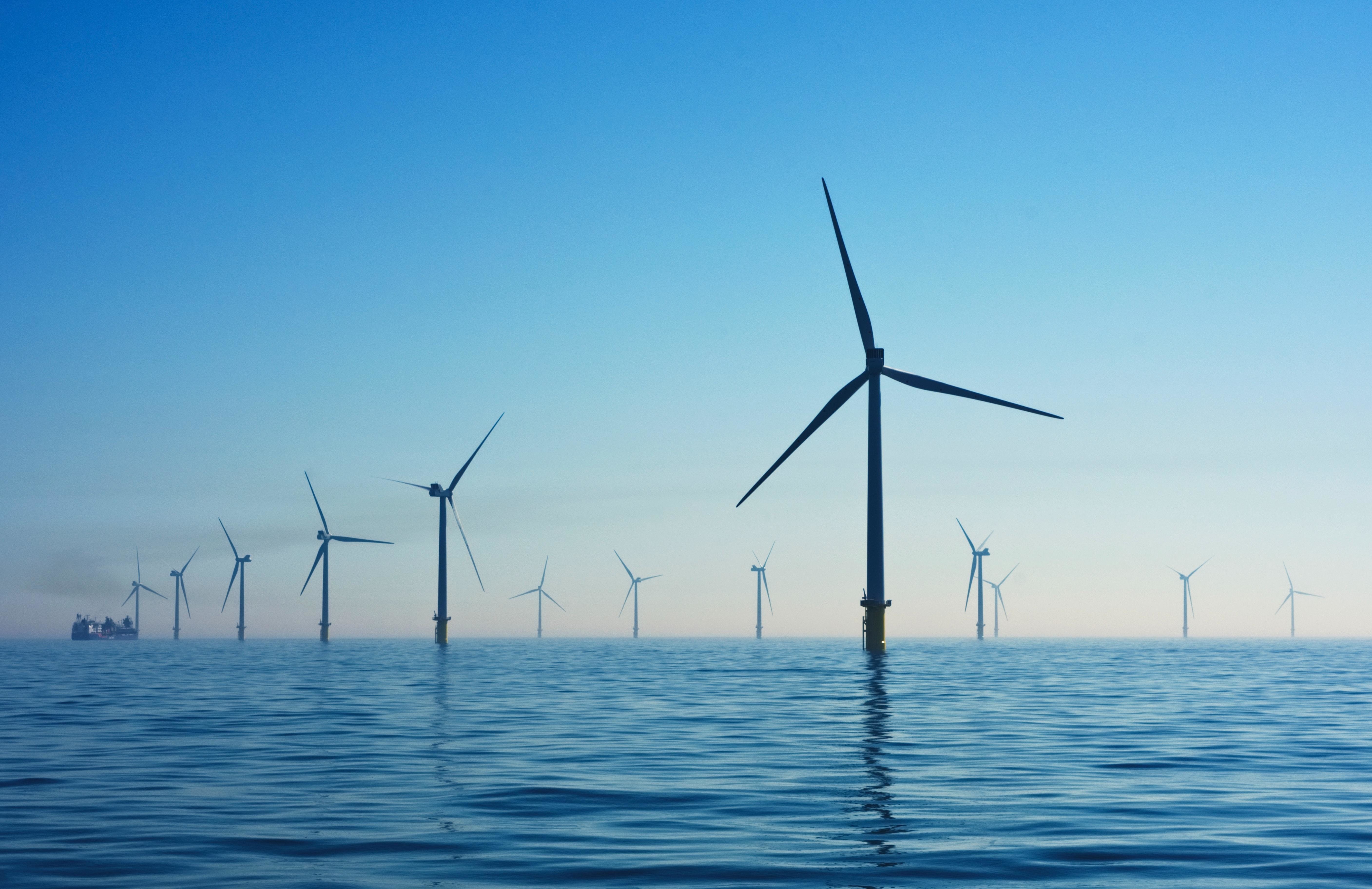 What are the advantages of thin-section ball bearings in wind power equipment?